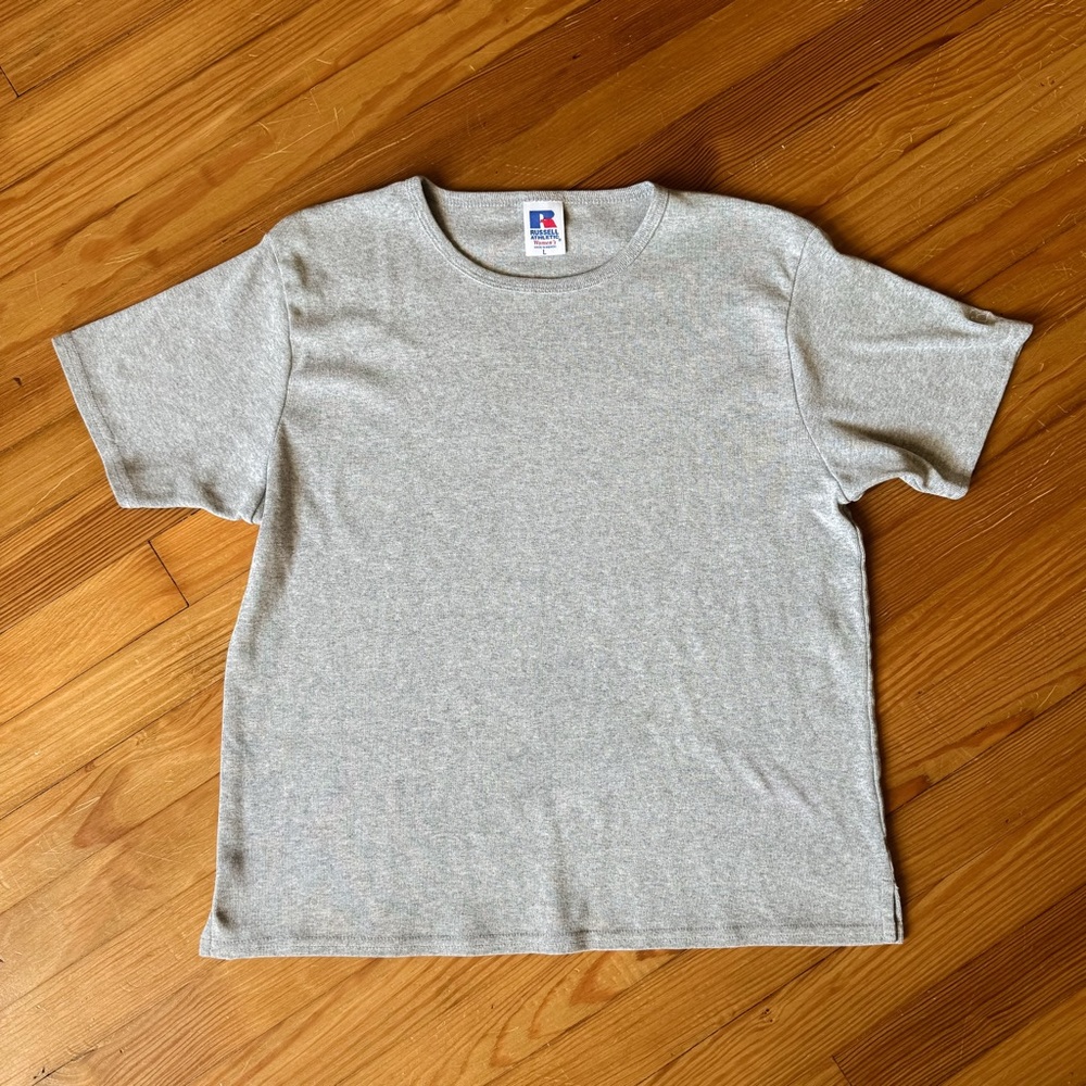 Russell Athletic Women’s Crew Neck Light Gray Heather Tee Size Large